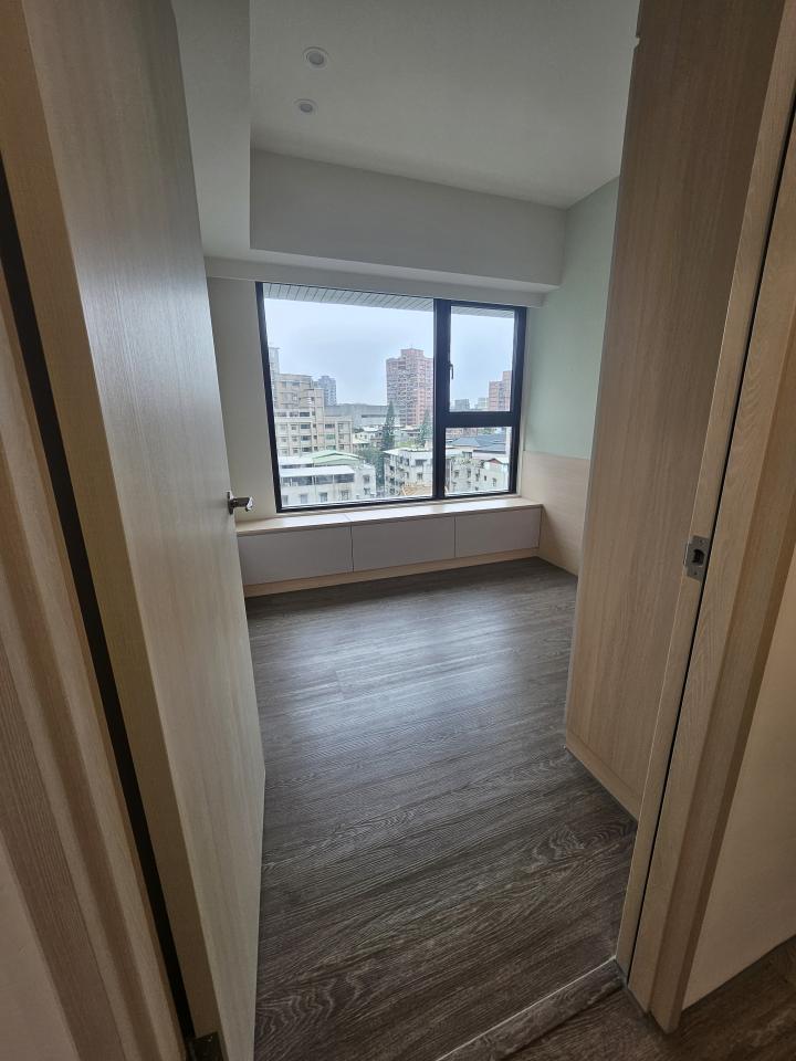 玻璃清潔案件圖片