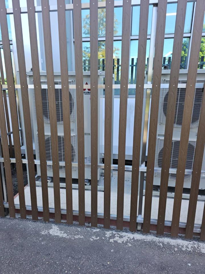 鋁格柵案件圖片