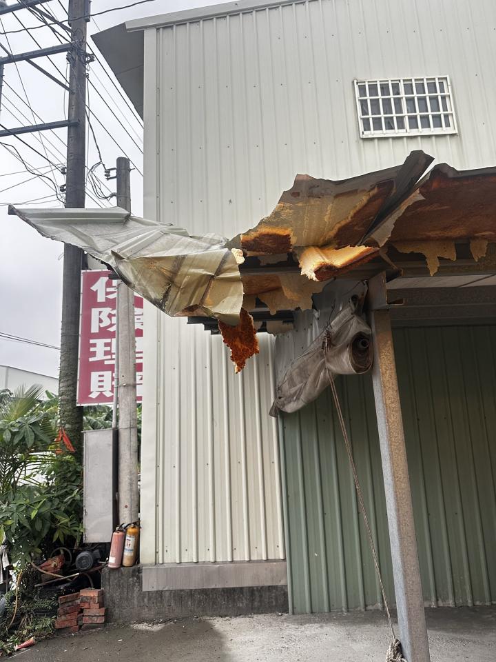 鐵皮屋頂案件圖片