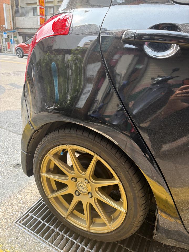 汽車板金烤漆案件圖片