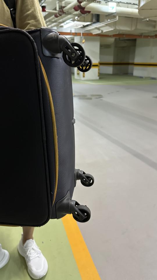 行李箱維修案件圖片