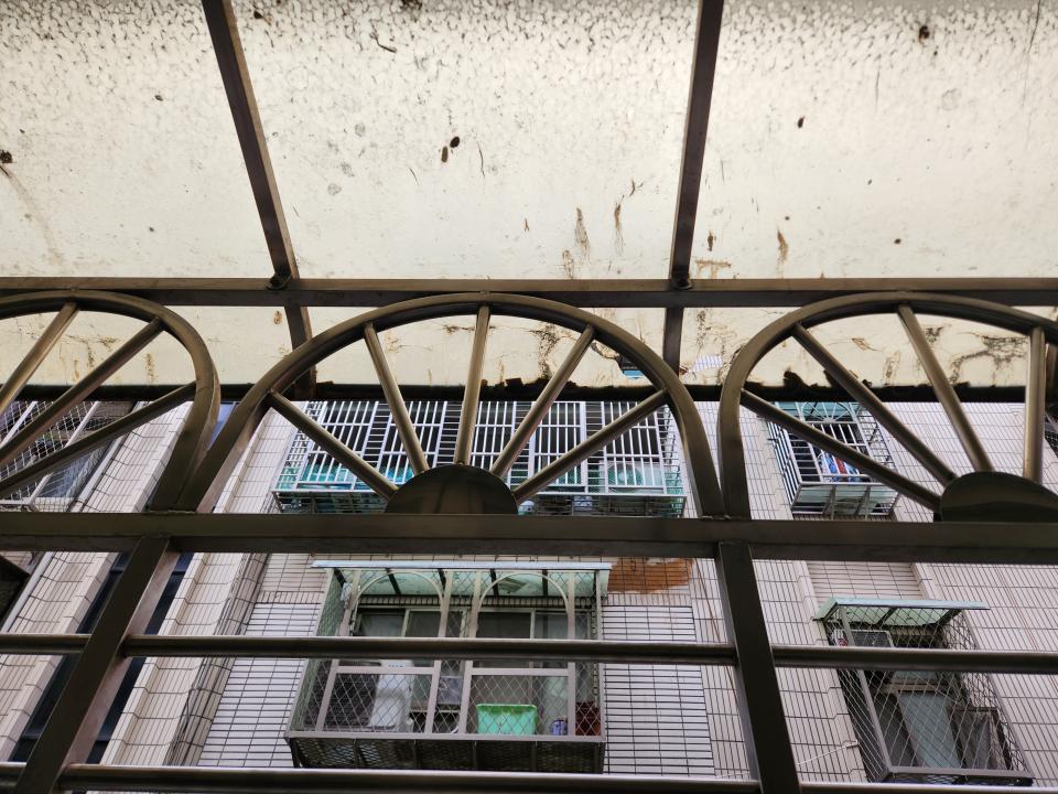 採光罩案件圖片