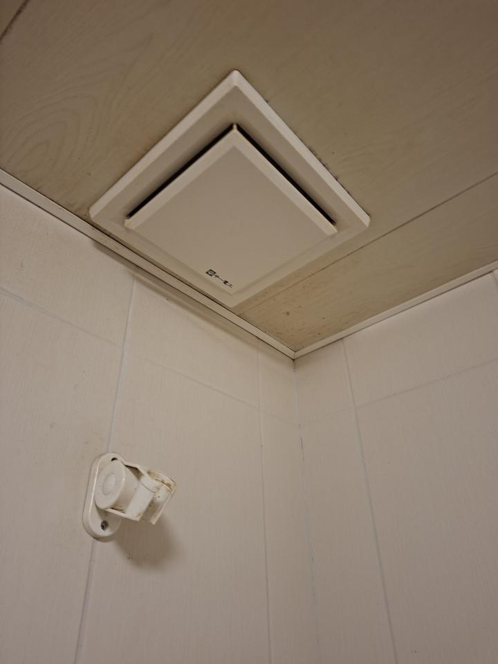 浴室抽風機安裝案件圖片