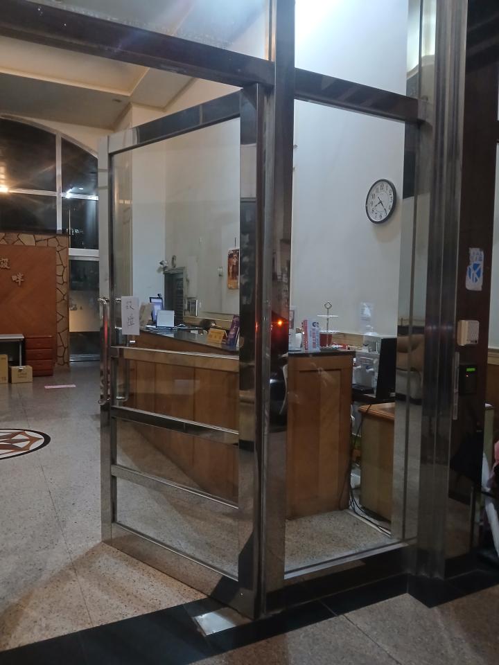 門片維修案件圖片