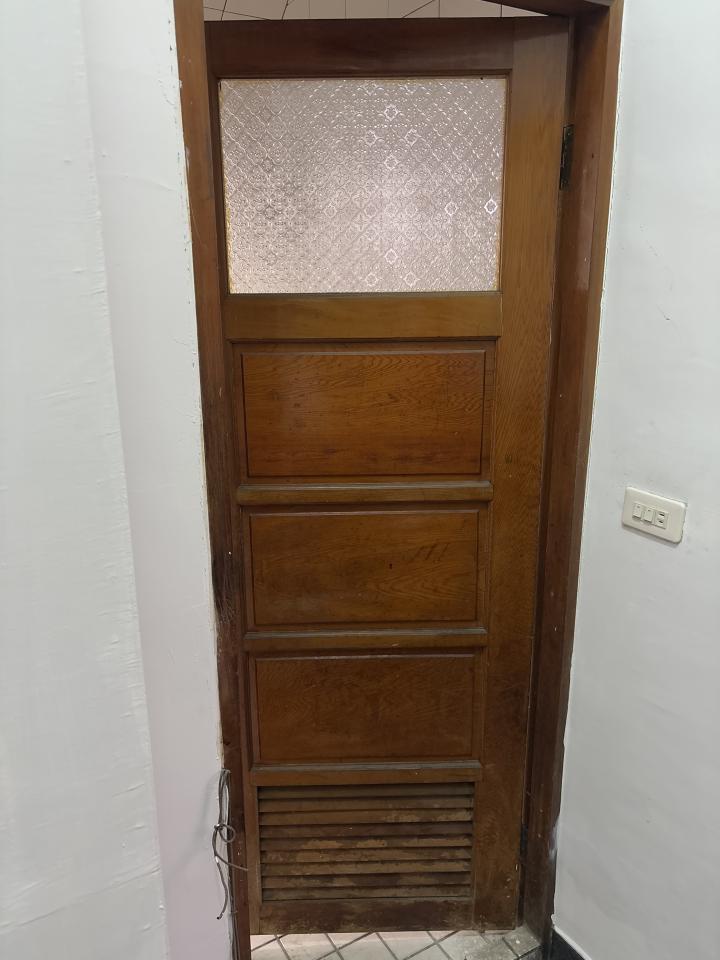 浴室門案件圖片