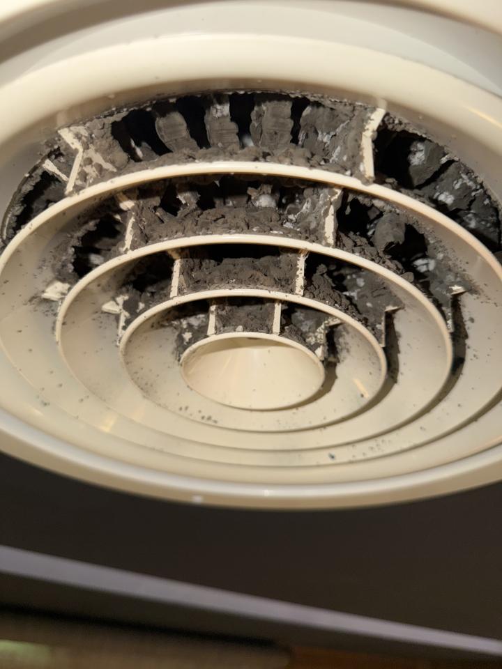 冷氣清洗案件圖片