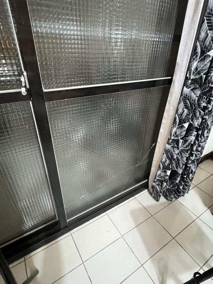 門片維修案件圖片