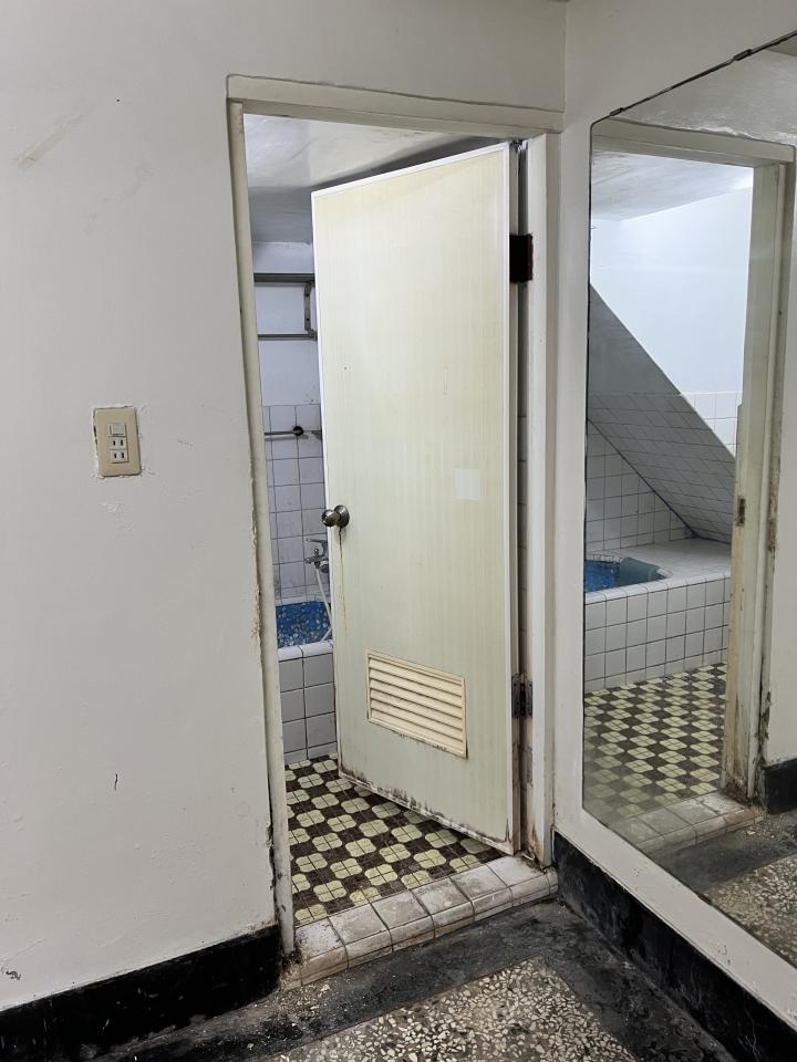 門片安裝案件圖片