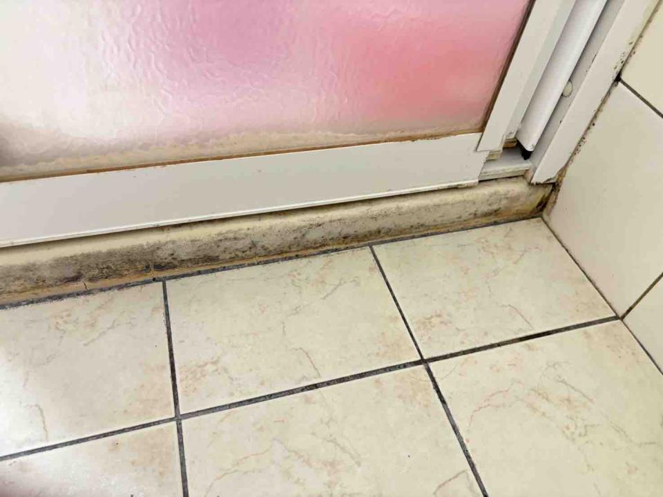 淋浴拉門安裝維修案件圖片