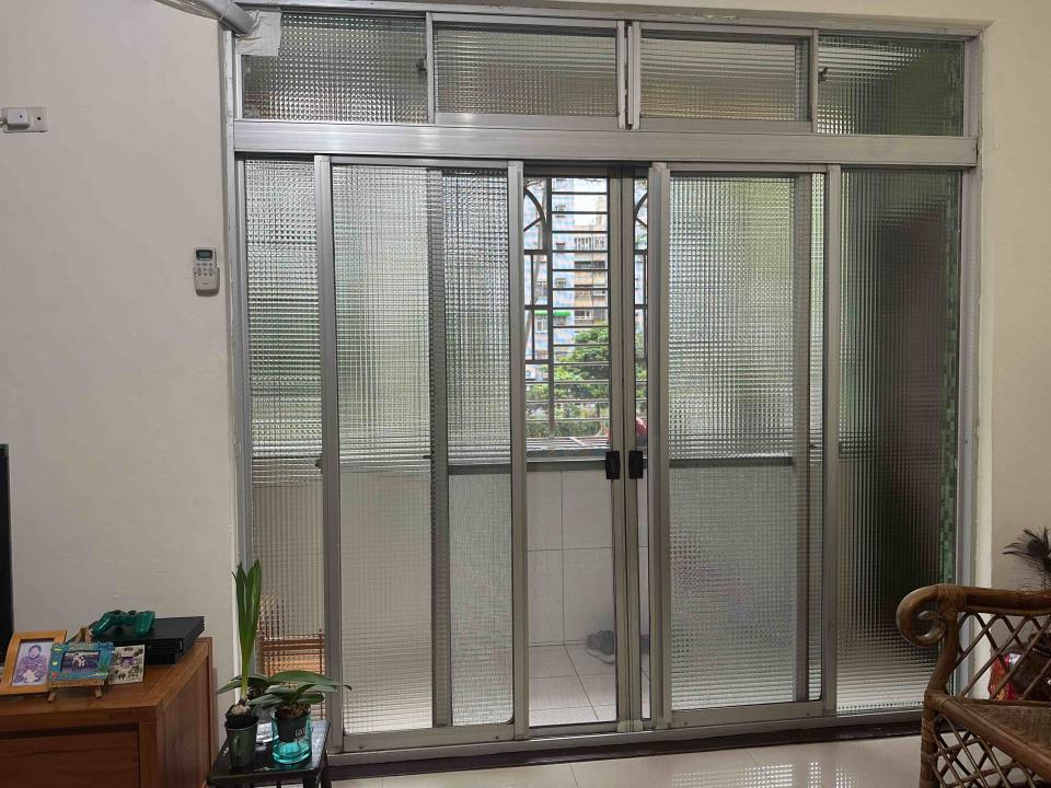 陽台紗網安裝案件圖片