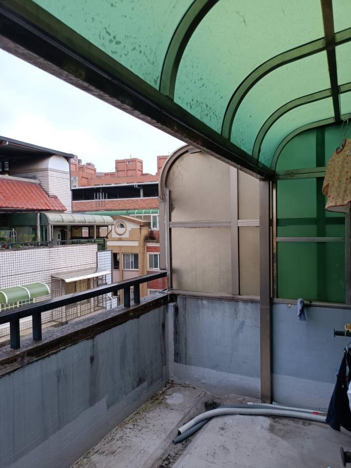 採光罩案件圖片