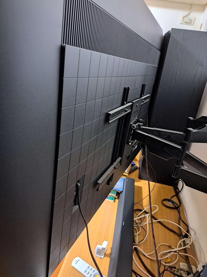 電視壁掛架安裝案件圖片