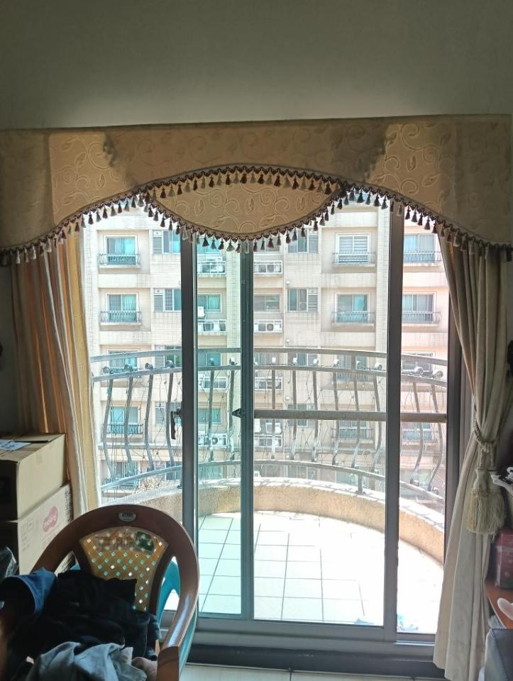 窗簾安裝維修案件圖片