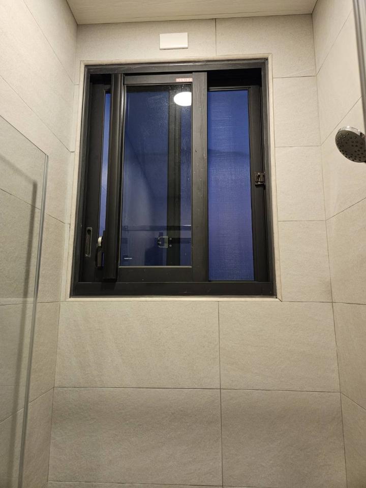 玻璃清潔案件圖片