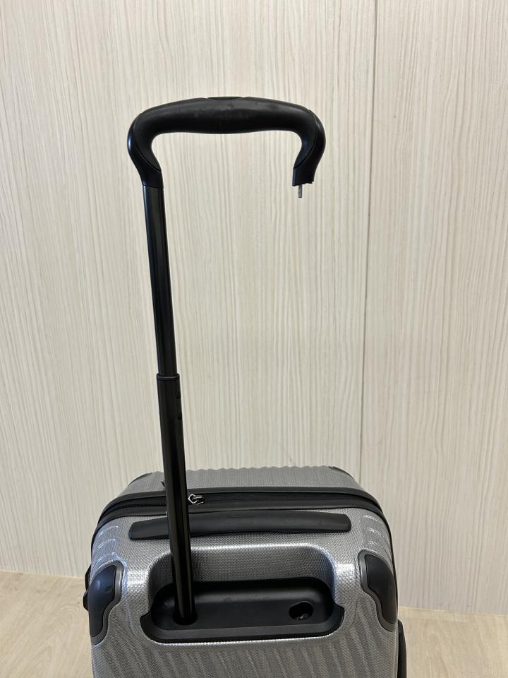 行李箱維修案件圖片