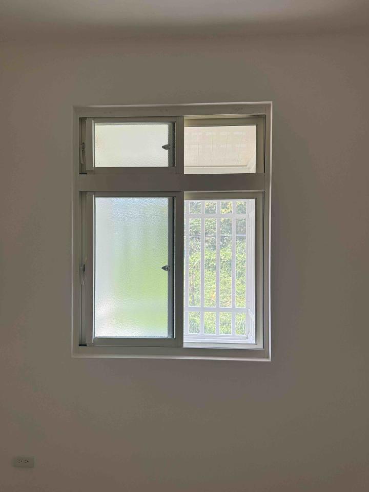 窗簾安裝維修案件圖片