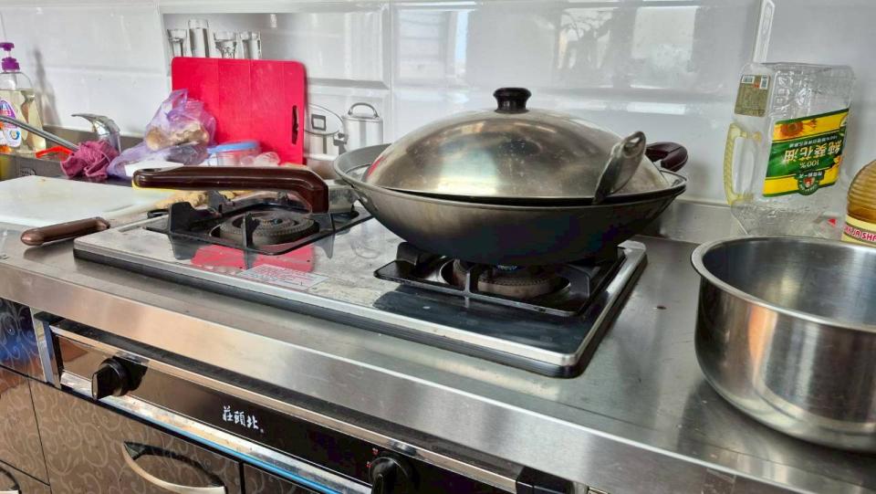 瓦斯爐安裝維修案件圖片