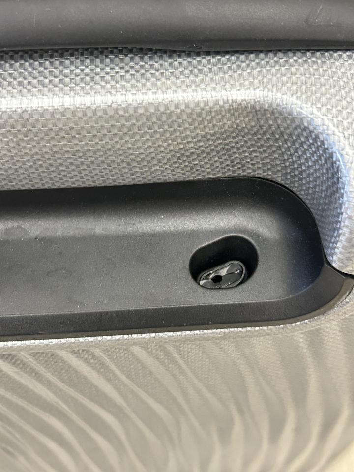 行李箱維修案件圖片