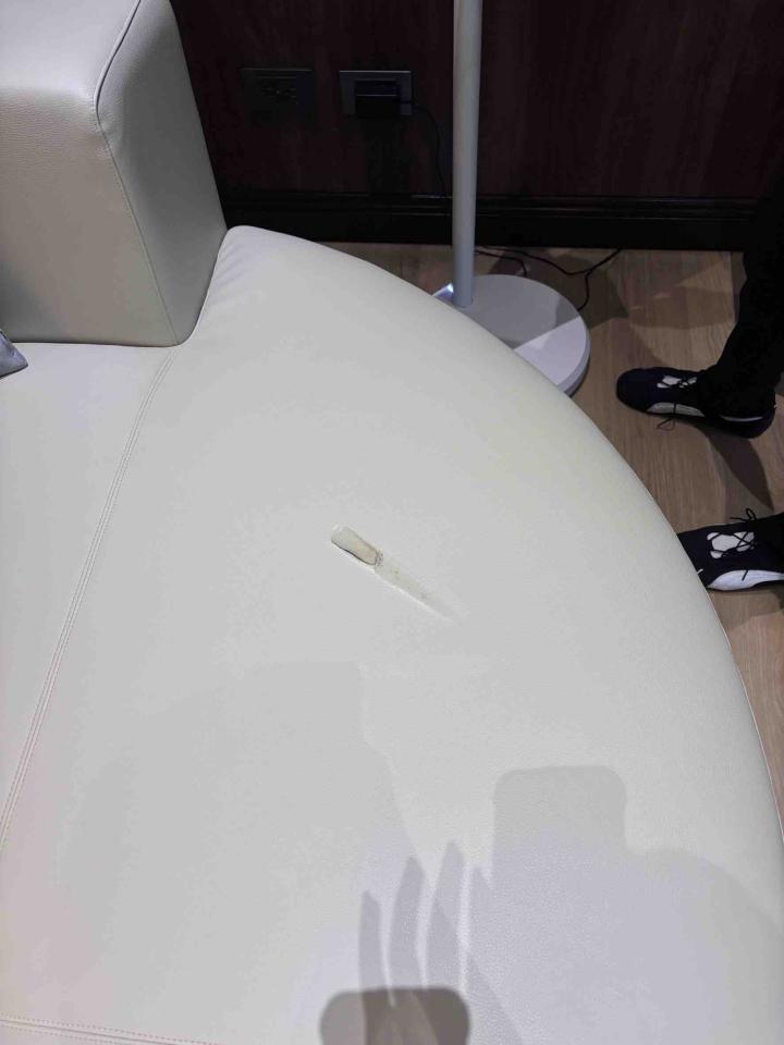 沙發修理案件圖片