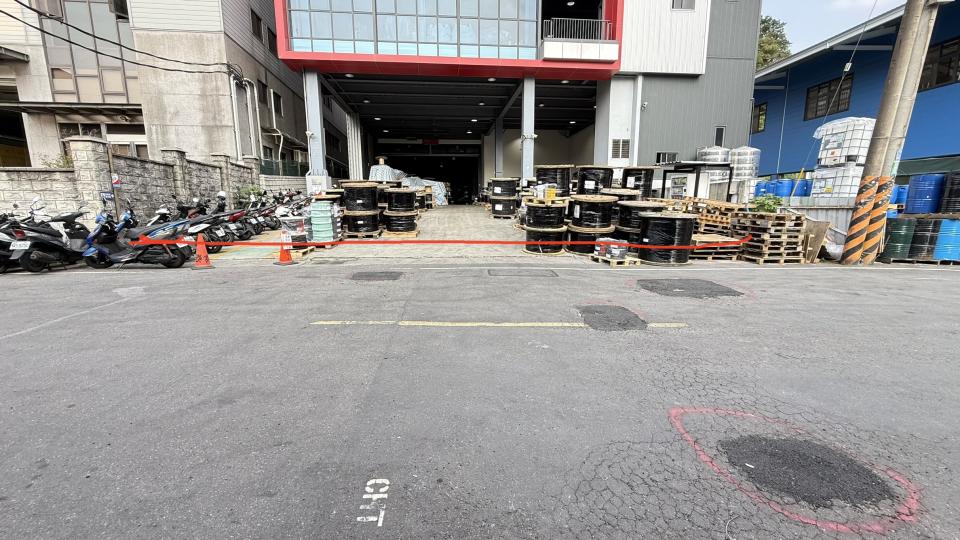 伸縮門案件圖片