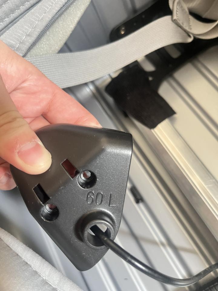 行李箱維修案件圖片