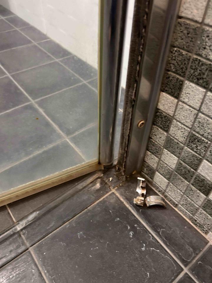 門片維修案件圖片