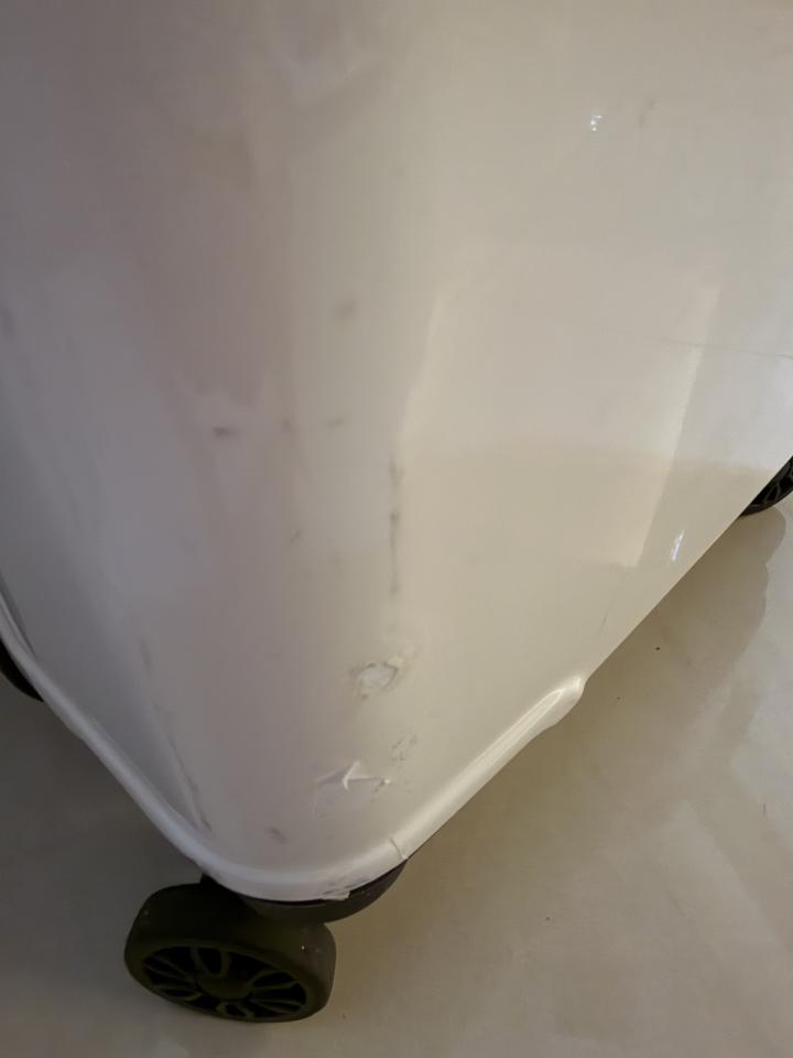 行李箱維修案件圖片