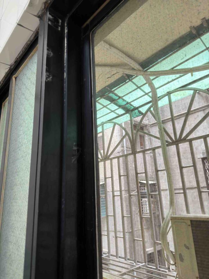 陽台紗網安裝案件圖片