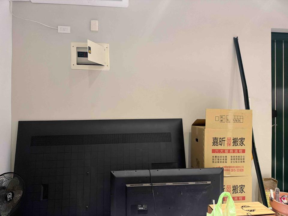 電視壁掛架安裝案件圖片