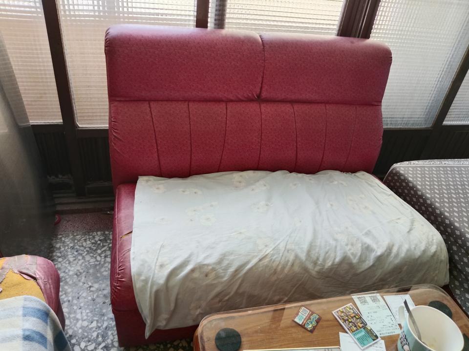 沙發修理案件圖片