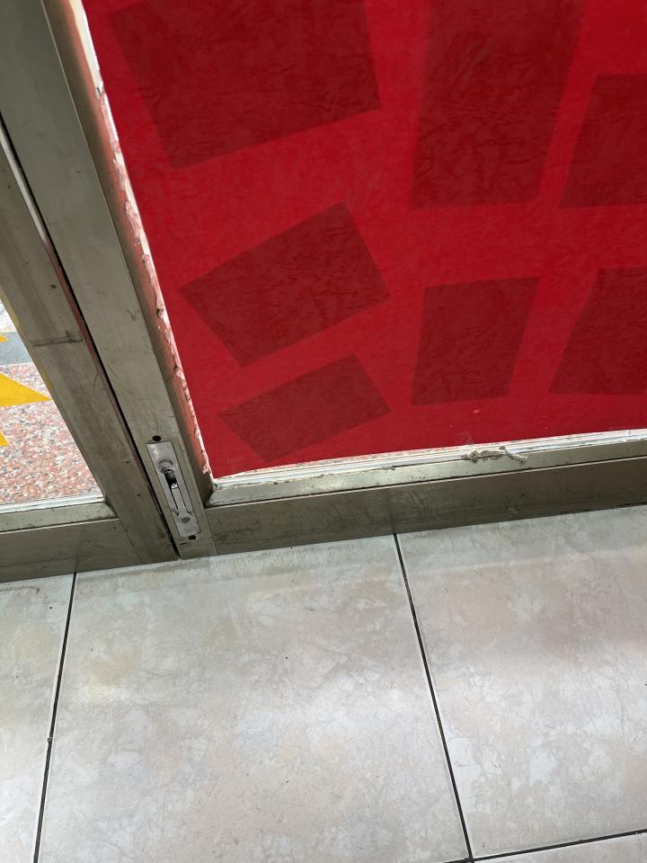 鋁門窗案件圖片