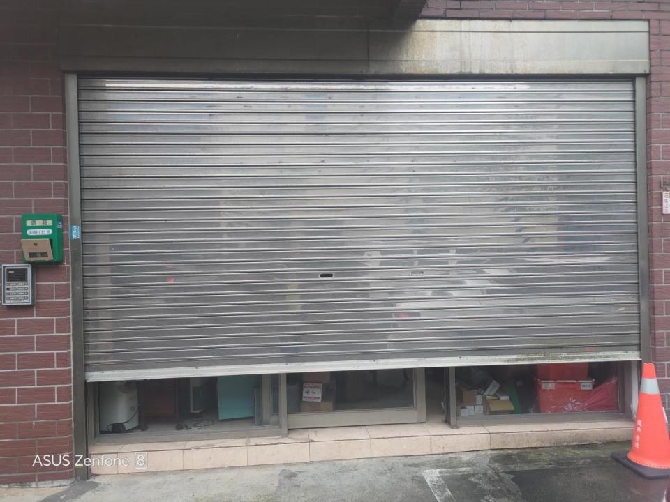 鐵捲門維修案件圖片