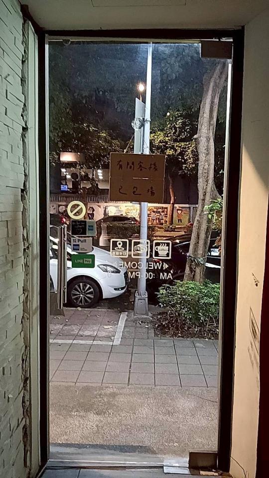 玻璃門案件圖片