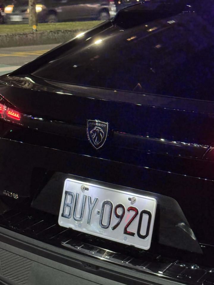 汽車板金烤漆案件圖片