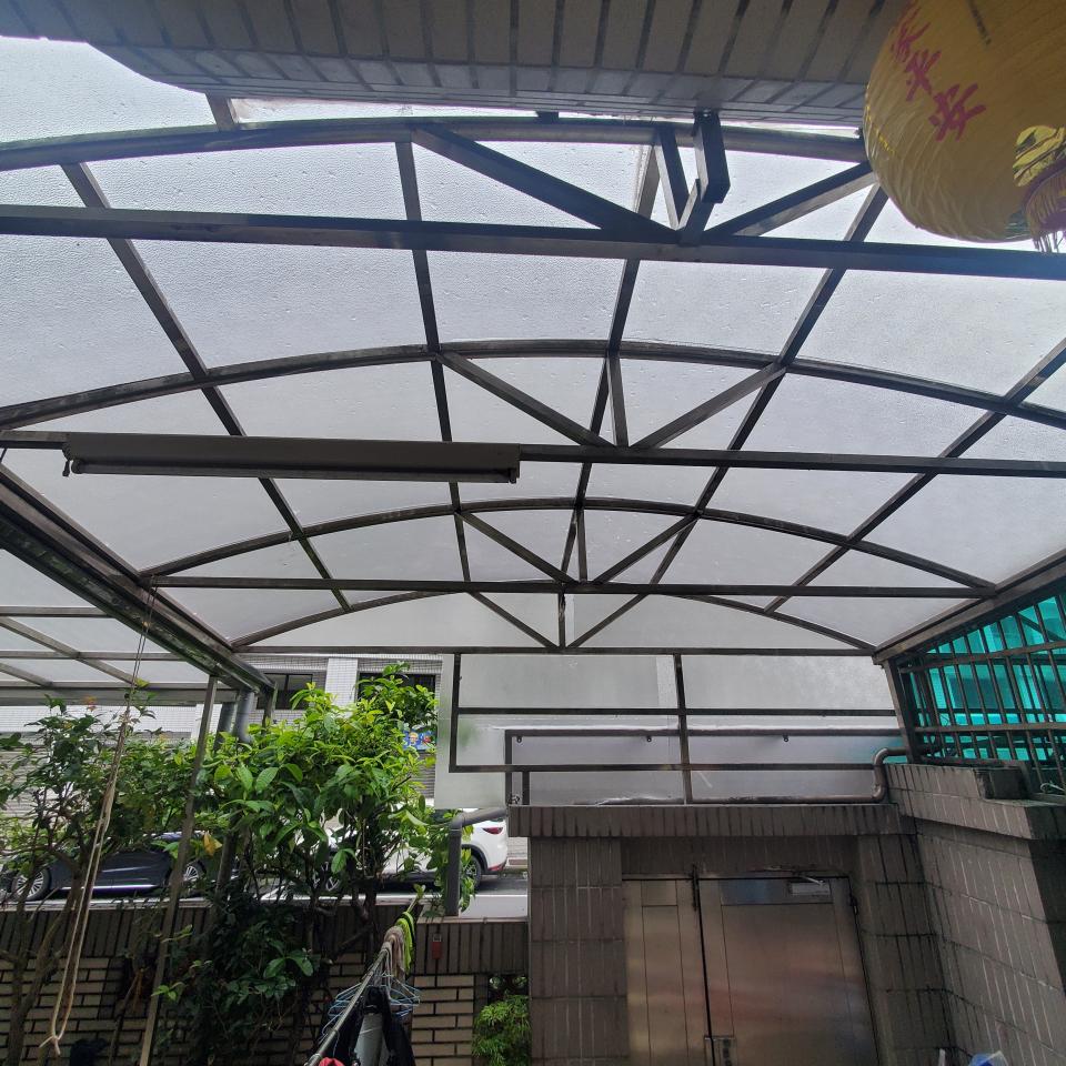 採光罩案件圖片