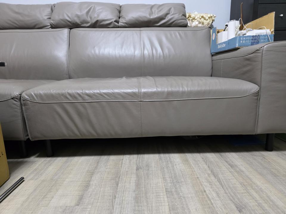 沙發修理案件圖片