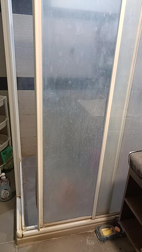 淋浴拉門安裝維修案件圖片