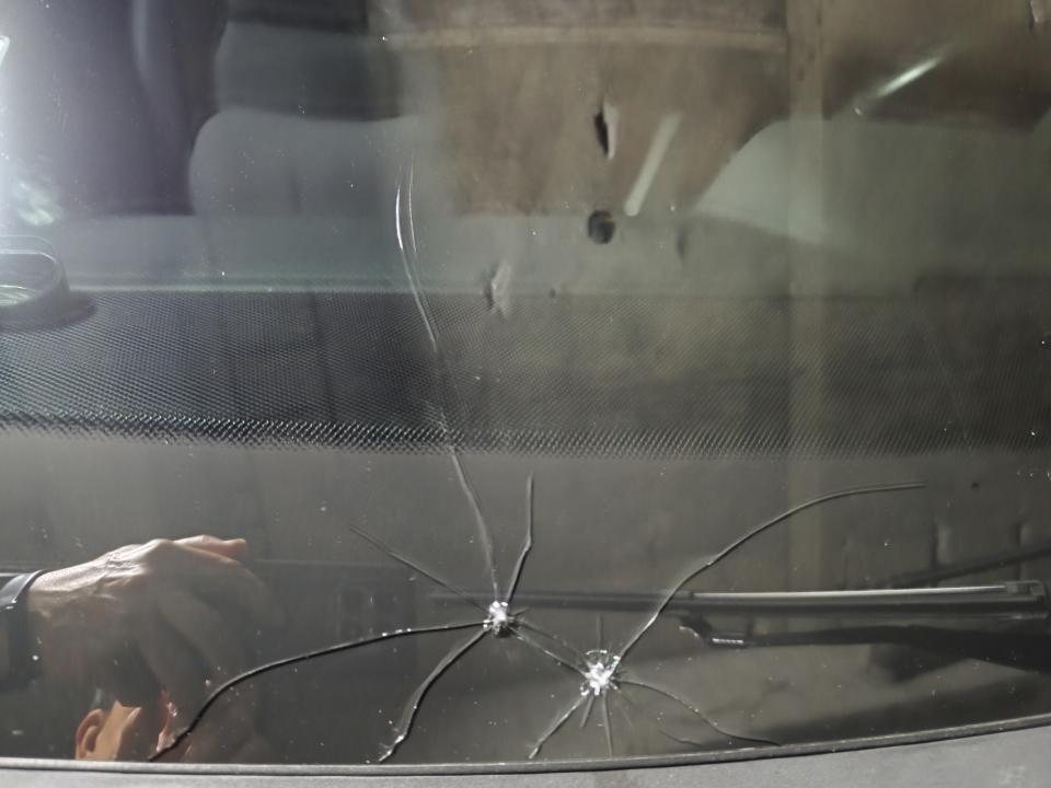 汽車玻璃修補案件圖片