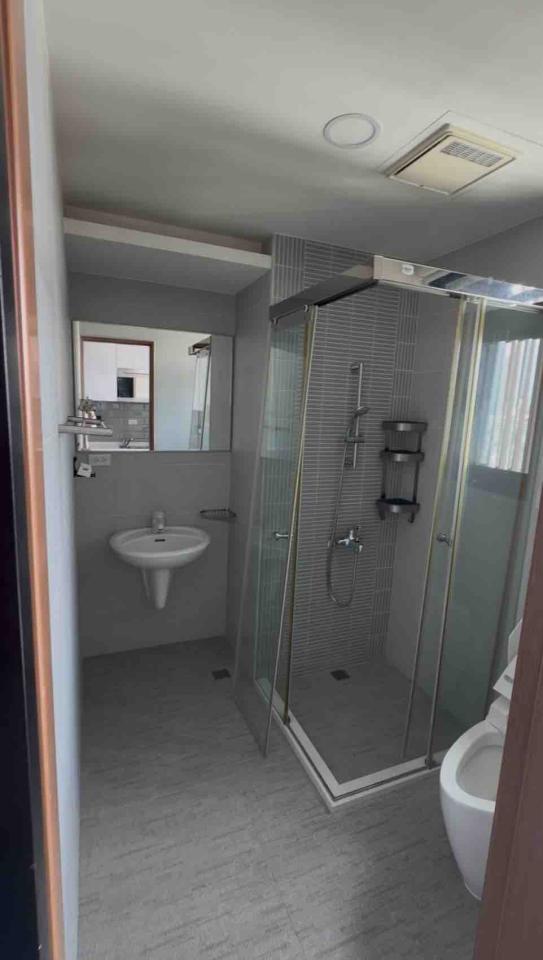 淋浴拉門安裝維修案件圖片