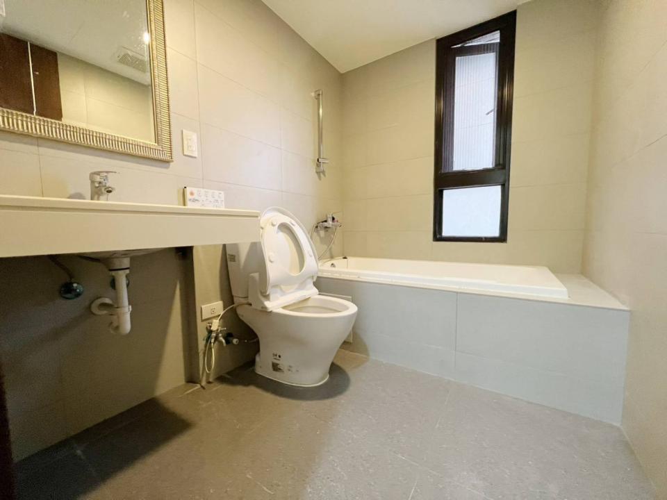 浴室扶手安裝案件圖片