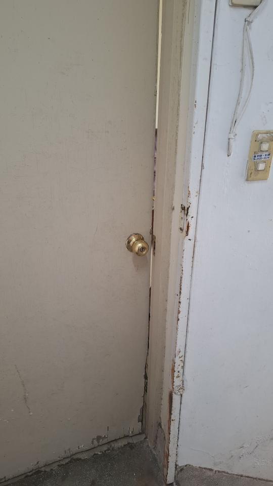 門片維修案件圖片