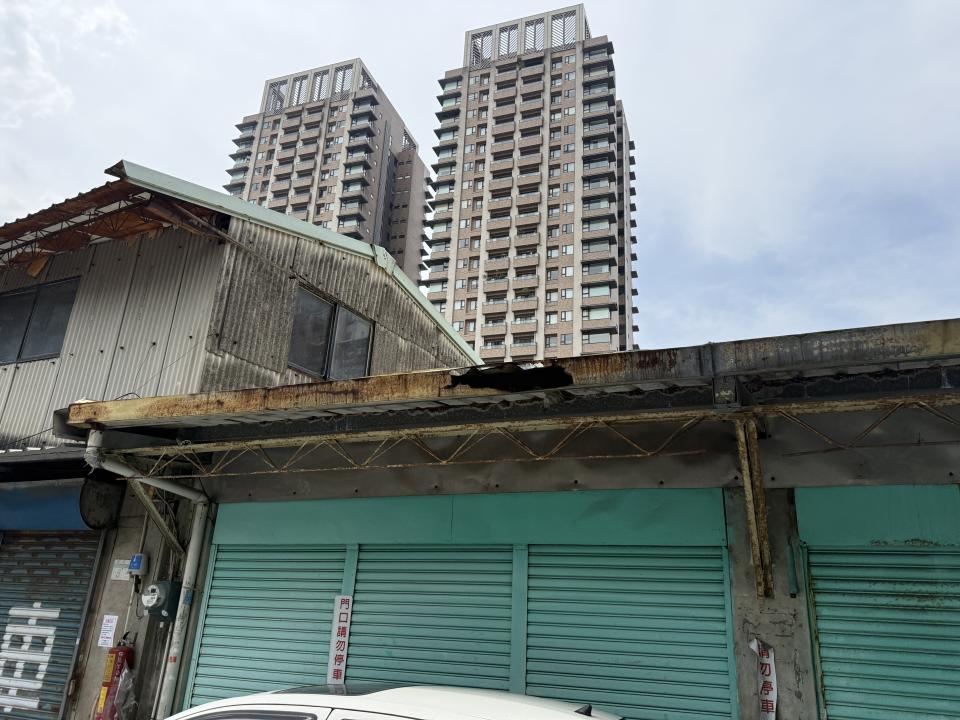 屋簷排水槽施工案件圖片