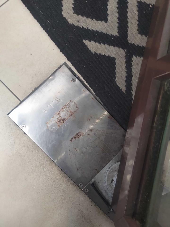 門片維修案件圖片