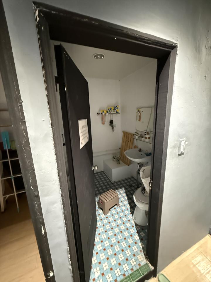 浴室門案件圖片