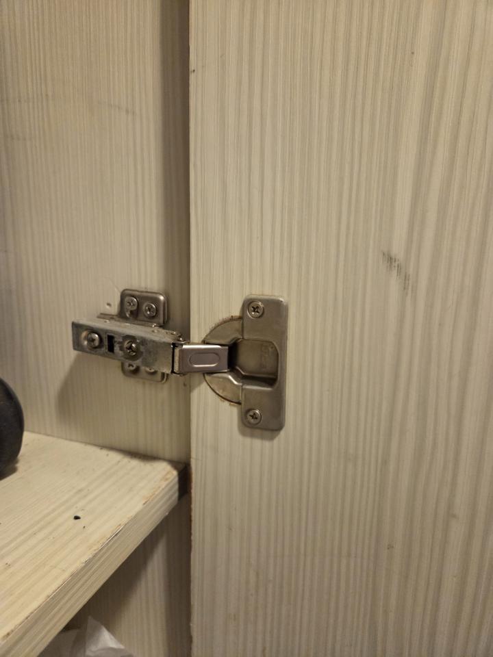 門片維修案件圖片