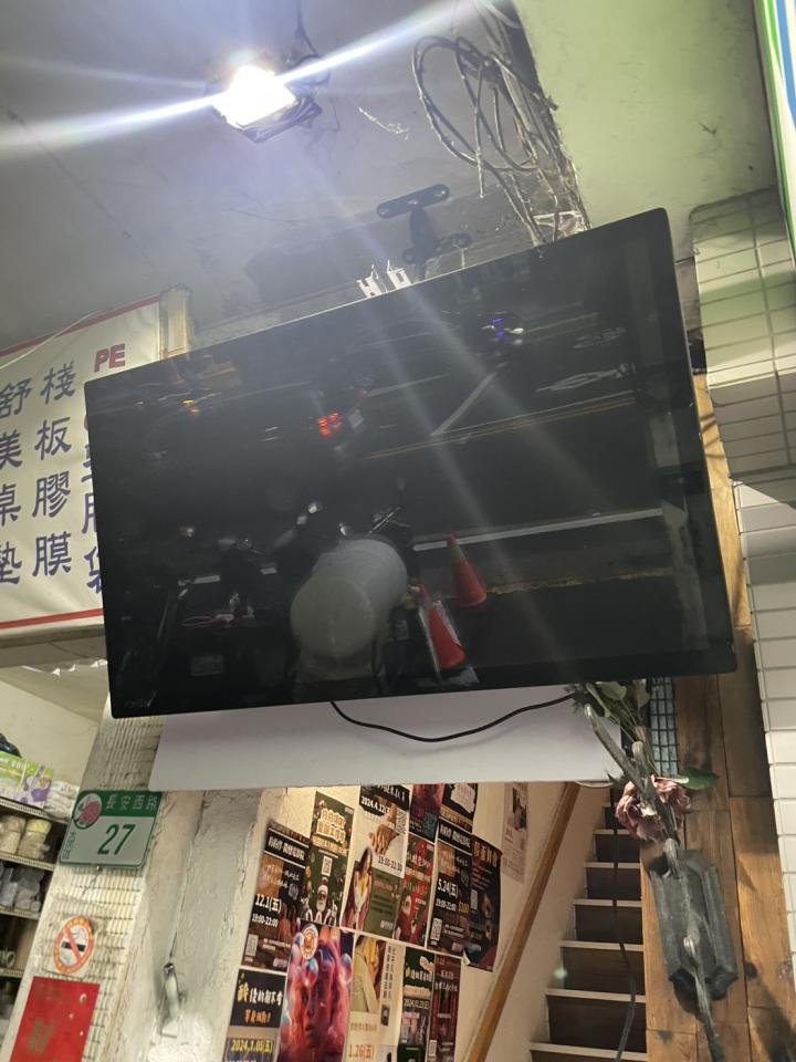 電視壁掛架安裝案件圖片