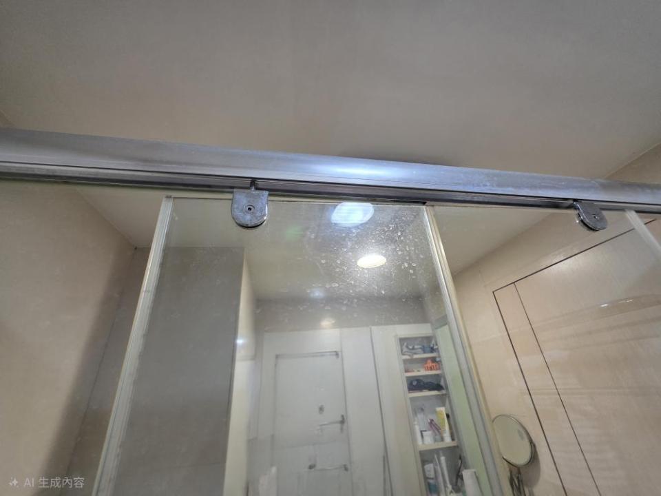 淋浴拉門安裝維修案件圖片