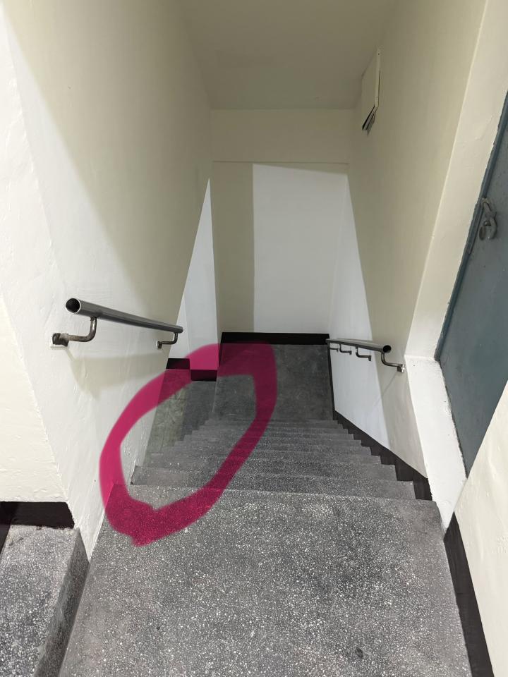 樓梯扶手案件圖片