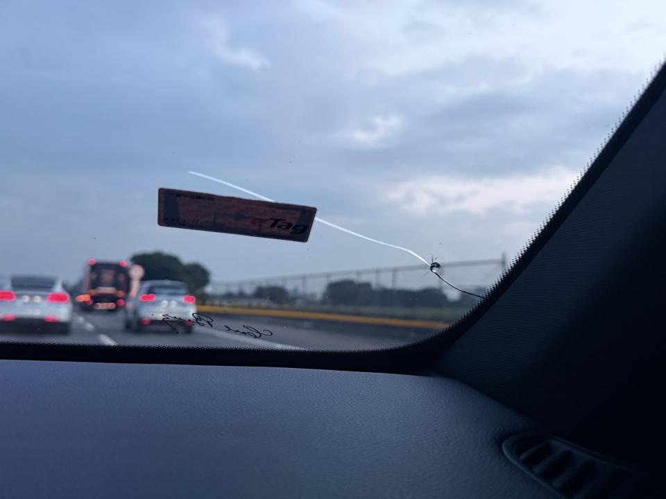 汽車玻璃修補案件圖片