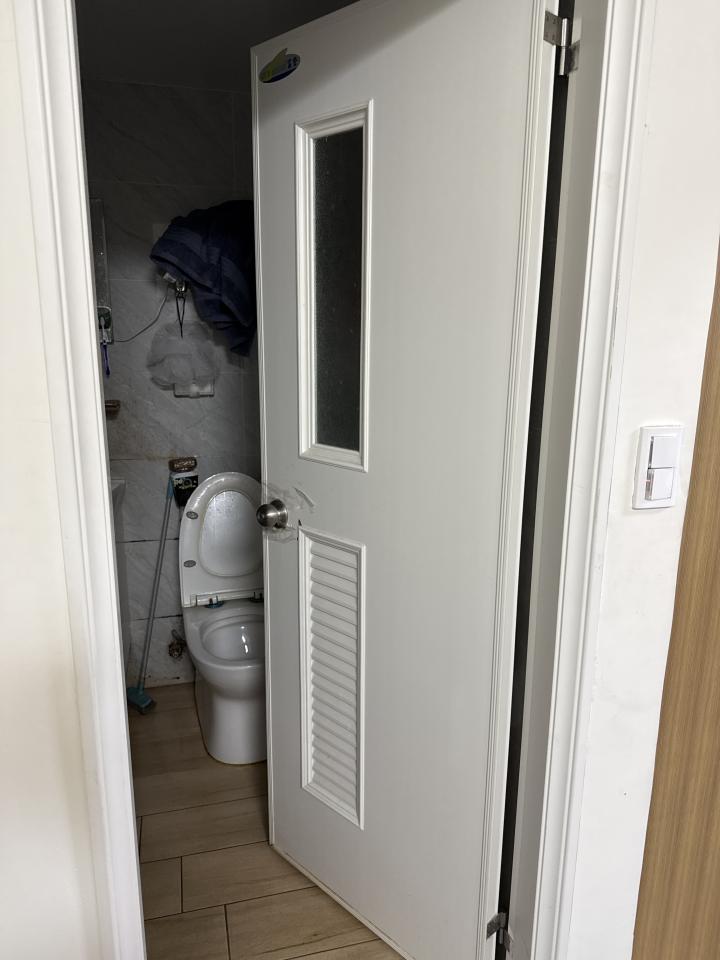 浴室門案件圖片